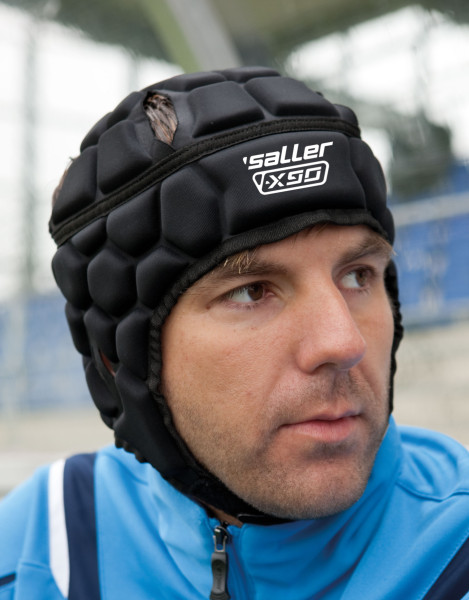 saller Goalie Helm