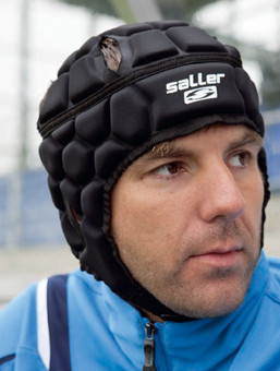 saller Goalie Helm